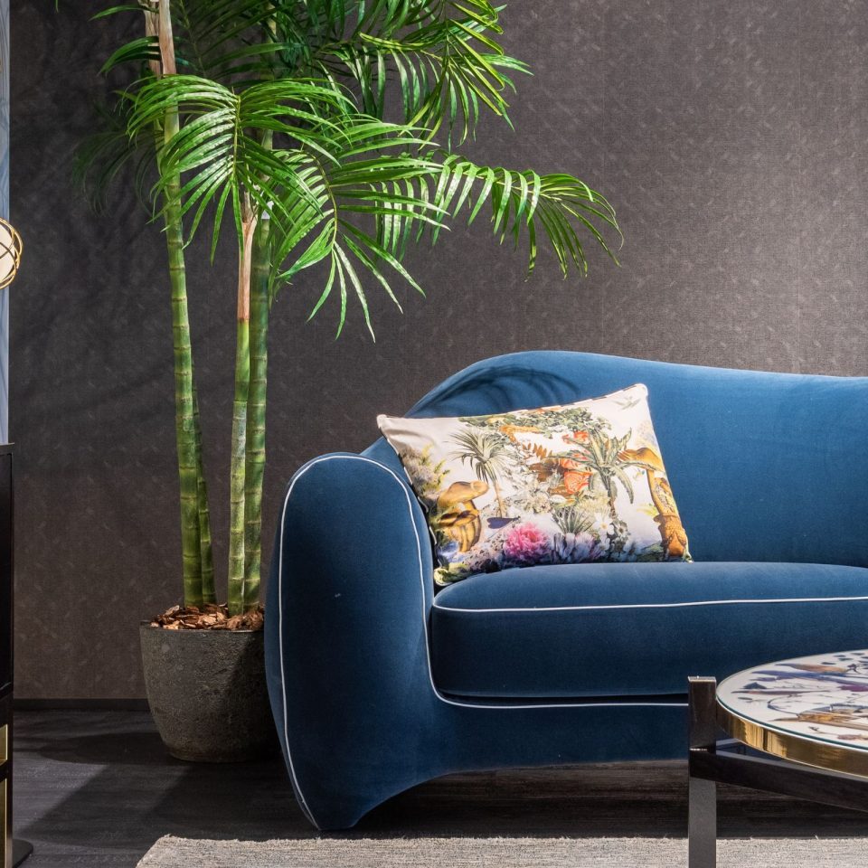 xr:d:DAGA0w5DYxU:14,j:7798406990510107584,t:24040815